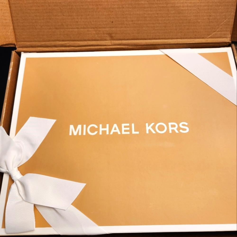 Michael Kors Backpack&Wallet